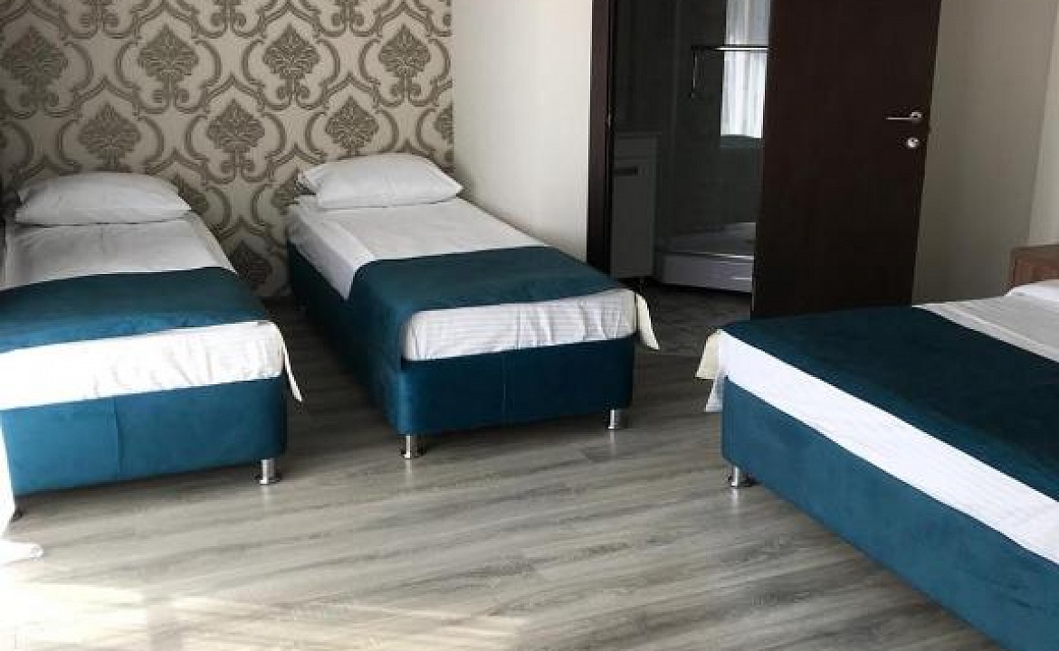 СТАНДАРТНЫЙ 4-МЕСТНЫЙ С БАЛКОНОМ. Гостевой дом "Family". Лазаревское СТАНДАРТНЫЙ 4-МЕСТНЫЙ С БАЛКОНОМ. Гостевой дом "Family". Лазаревское