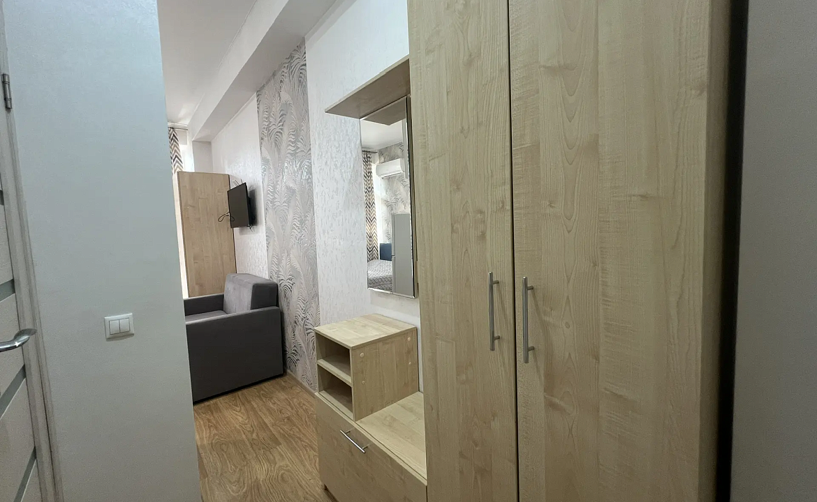 Апартамент с террасой 14к2. Светлая квартира с террасой и морем. Дагомыс