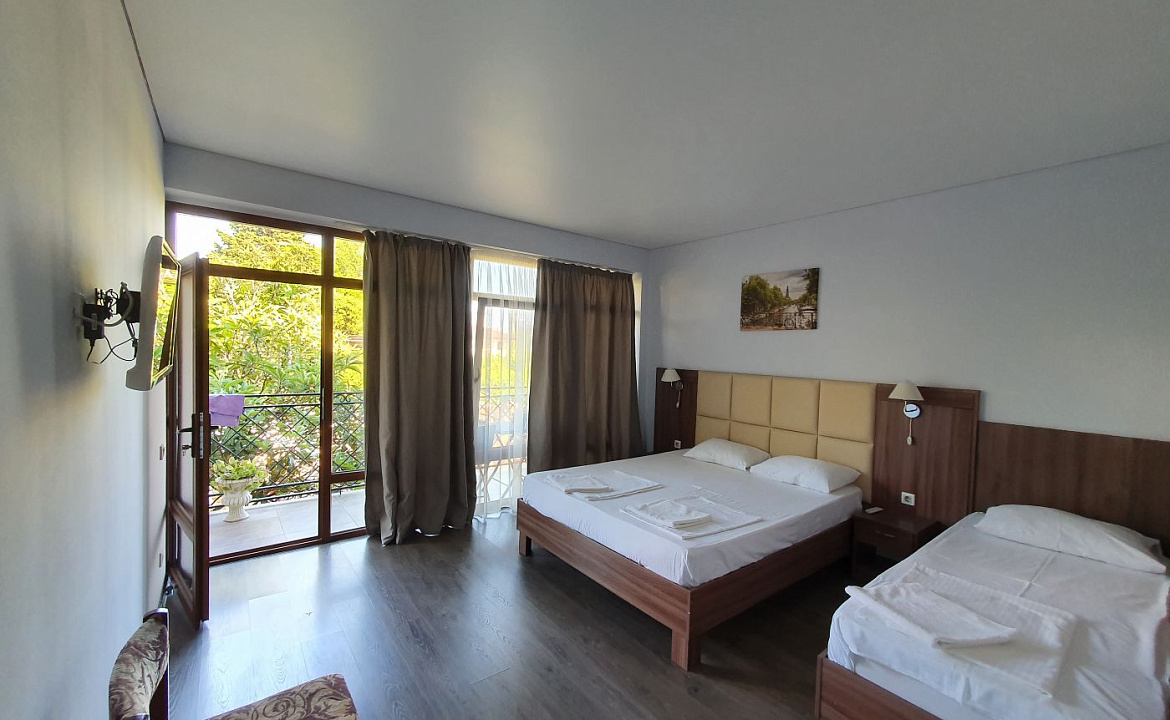 3-х местный . Гостевой дом "Мека". Гудаута