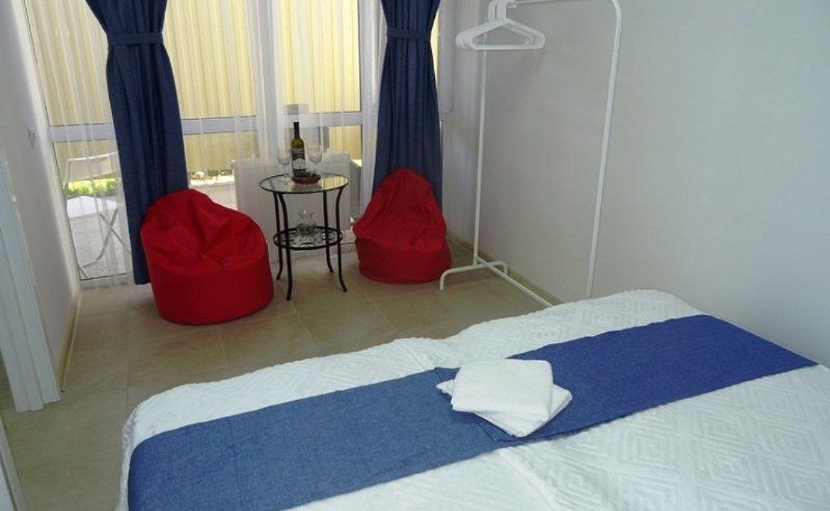 Квартира-студия с отдельной спальней. Гостевой дом "Айсберг". Вардане Квартира-студия с отдельной спальней. Гостевой дом "Айсберг". Вардане