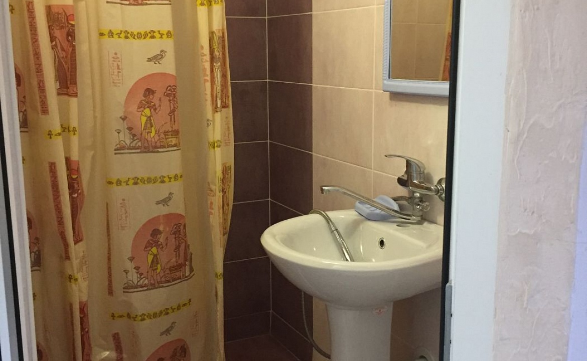 Двухместный «Люкс» с балконом. Гостевой дом на Комарова 17. Витязево