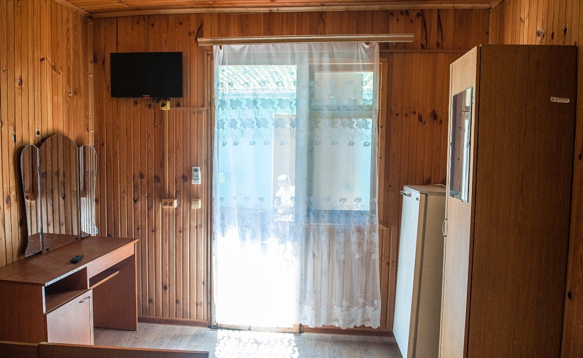 Эконом трёхместный. Гостевой дом «Каравелла». Лермонтово