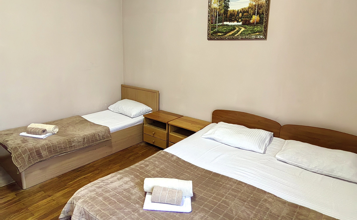 Двухкомнатный номер до 5 гостей. Гостевой дом "Цитрус". Лазаревское