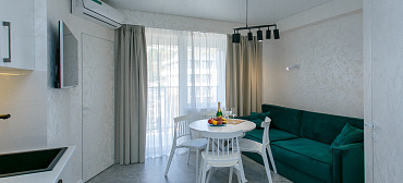 Квартира в многоквартирном доме Просторный апартамент с видом на море