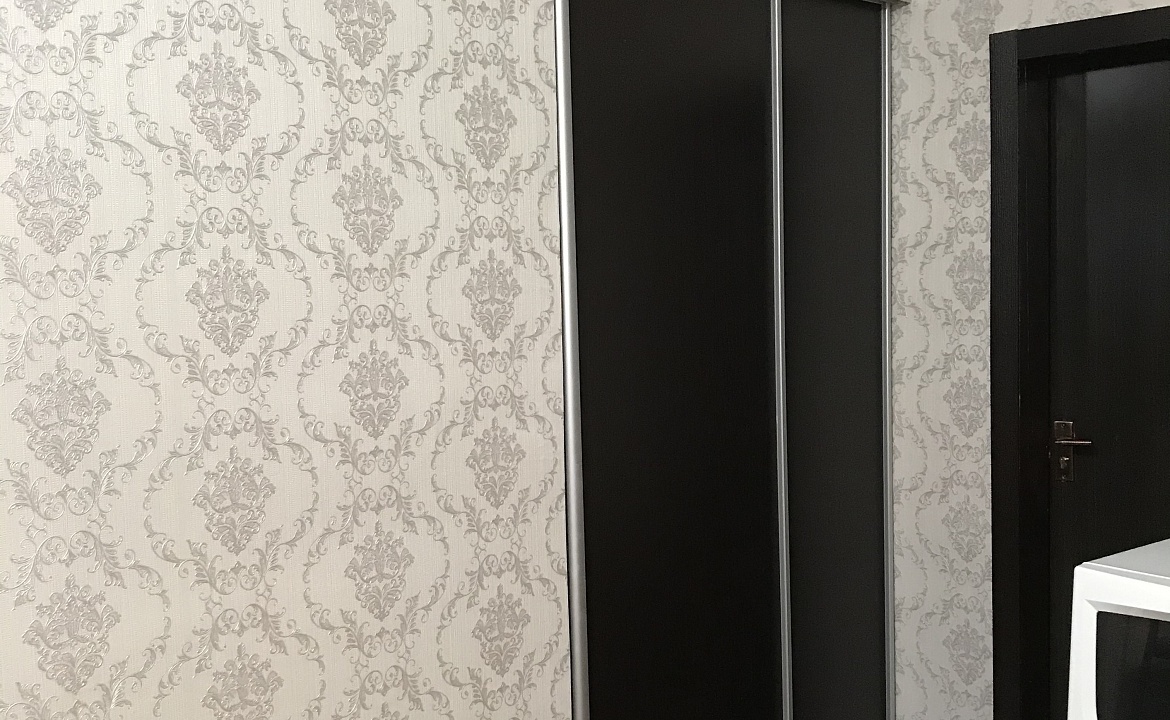 Апартаменты . Гостевой дом Алмаз . Ейск