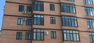 Квартира в многоквартирном доме Однокомнатная Кати Соловьяновой 84 Квартира в многоквартирном доме Однокомнатная Кати Соловьяновой 84