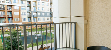 Квартира в многоквартирном доме Современный апартамент на первой береговой