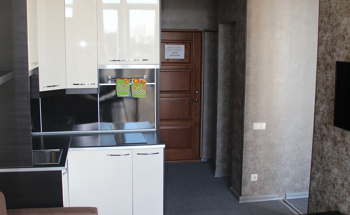 Люкс двухкомнатный с видом на море. Отель Апартаменты Волна. Сочи