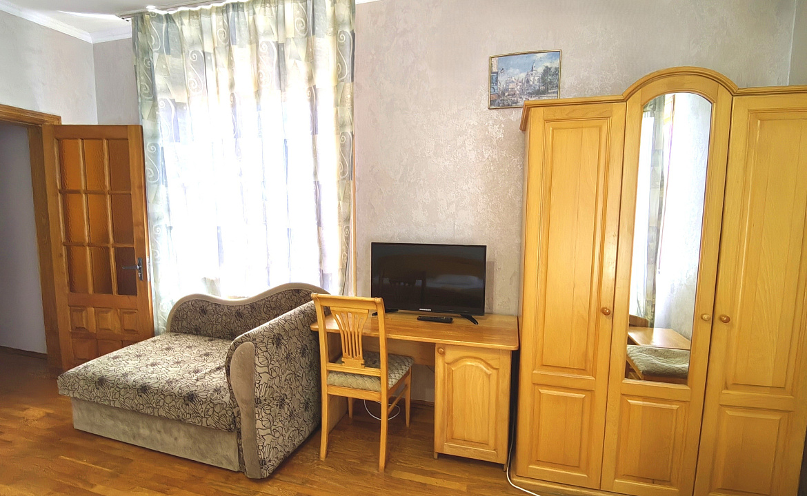 Двухкомнатный с кухней до 7  гостей. Гостевой дом "Цитрус". Лазаревское