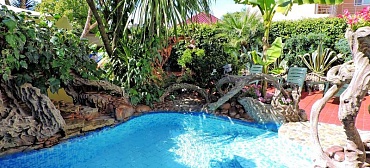 Отель "Нарния" Отель "Нарния"