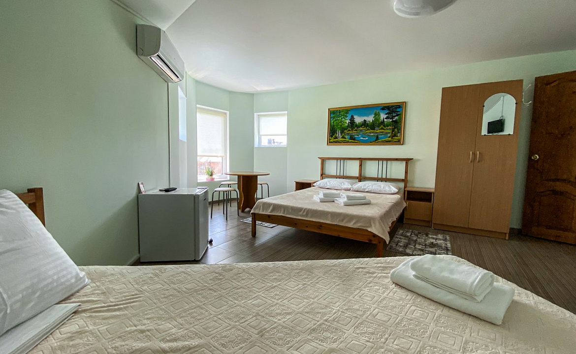 Стандарт 3х местный. Гостевой дом Волна. Нижнее Джемете