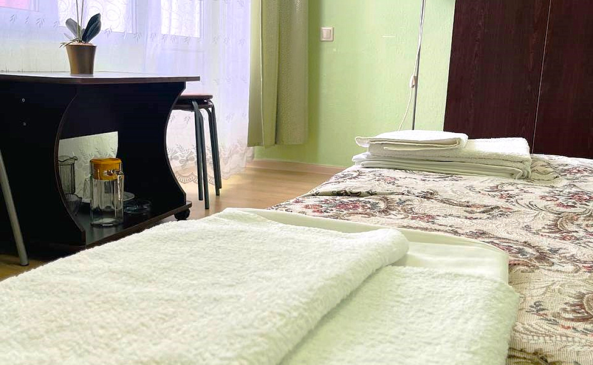 Стандарт трёхместный с доп. местом и балконом. Отель "Гермес" . Вардане Стандарт трёхместный с доп. местом и балконом. Отель "Гермес" . Вардане