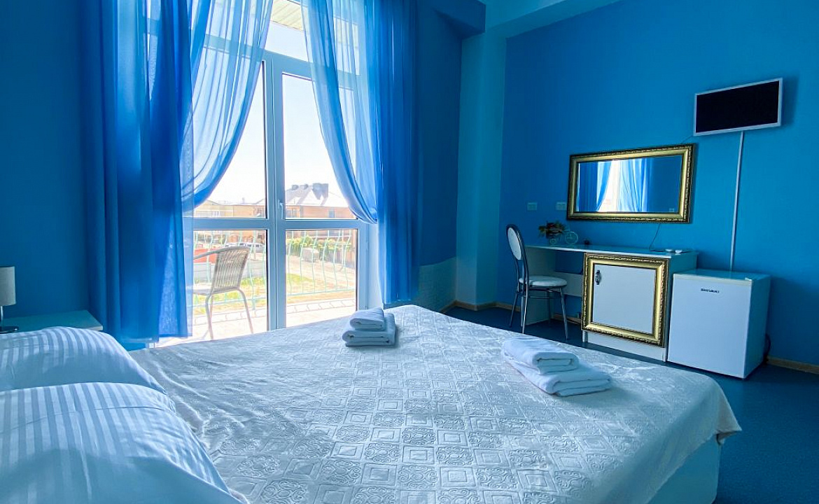 Комфорт 2х местный с балконом. Гостевой дом Волна. Нижнее Джемете