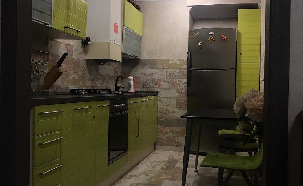 Двухкомнатные апартаменты. Квартира в многоквартирном доме Апартаменты "Кедр". Ялта