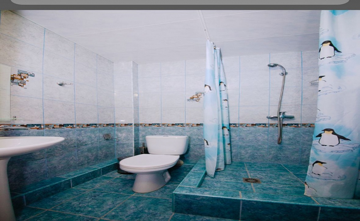 НОМЕР 4-х местный Полулюкс. Гостевой дом «У моря» Витязево. Витязево