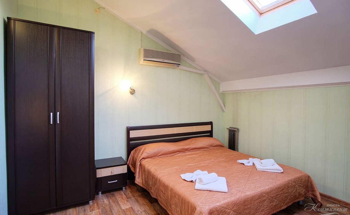 АПАРТАМЕНТЫ. Гостиница "Континент". Анапа