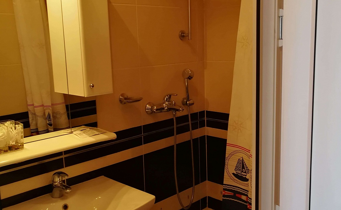 Верхний. Гостевой дом ОАЗИС. Ялта