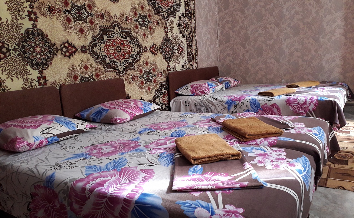 5ти местный выгодный ЭКОНОМ. Гостевой дом МОРЕ с бассейном и баней. Джубга