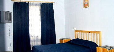 Частный гостевой дом "КИПАРИС" мебелированные комнаты