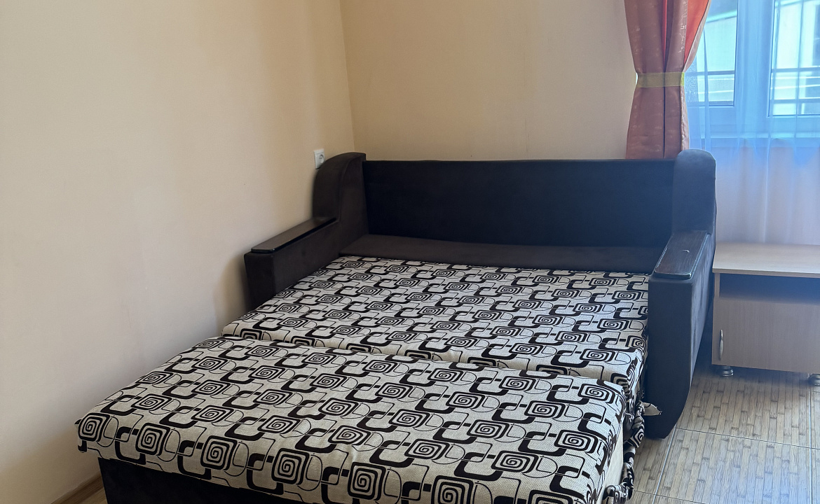 1 комнатный номер с балконом  . Гостевой дом "Пантера". Гагра