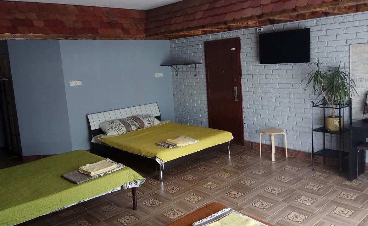 6-местный номер. Отель "Villa-Bora". Керчь