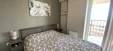 Квартира в многоквартирном доме Квартира у моря видовая с балконами