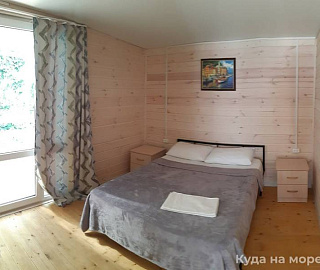 Номер двухкомнатный. Гостевой дом Зелёная Дача. 