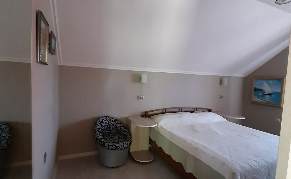 этаж под ключ . Апартаменты . . Частный сектор "АБСОЛЮТ". Благовещенская