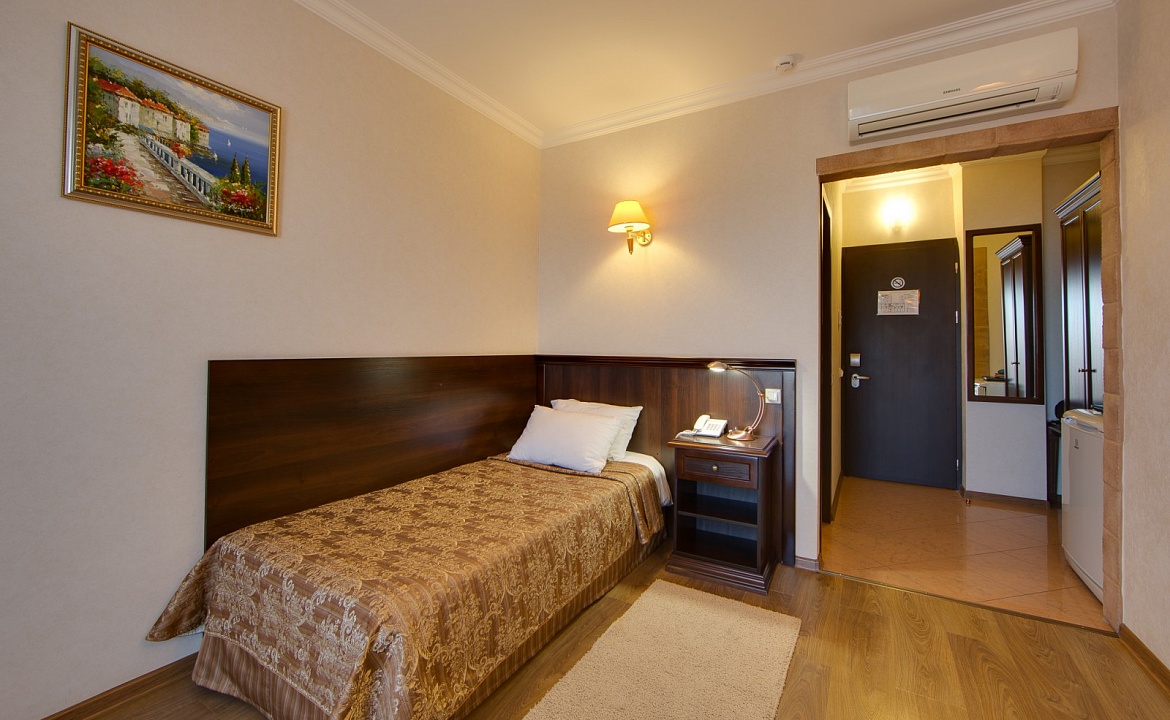 Одноместный Cтандарт. Отель "Анапа Лазурная" 3*. Анапа Одноместный Cтандарт. Отель "Анапа Лазурная" 3*. Анапа