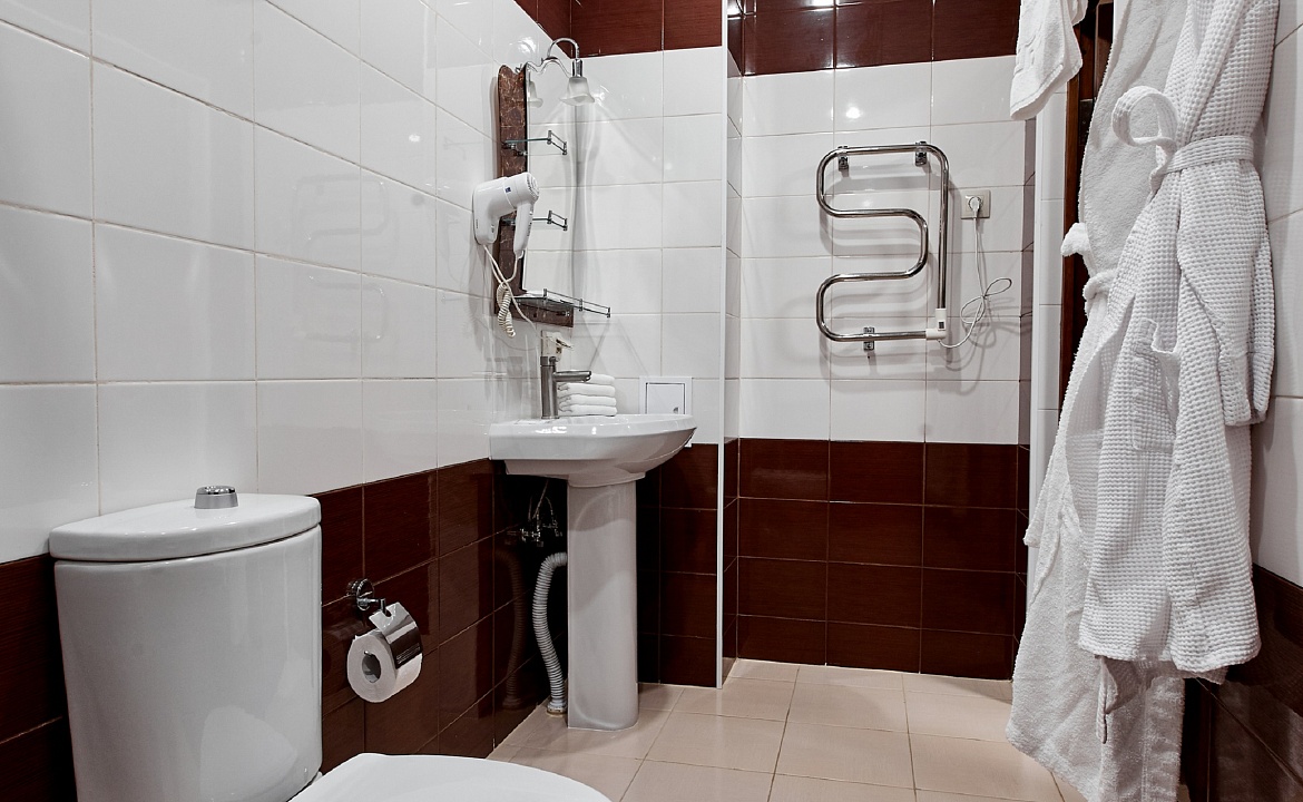 Стандарт улучшенный. Отель "КОМФОРТ". Сухум