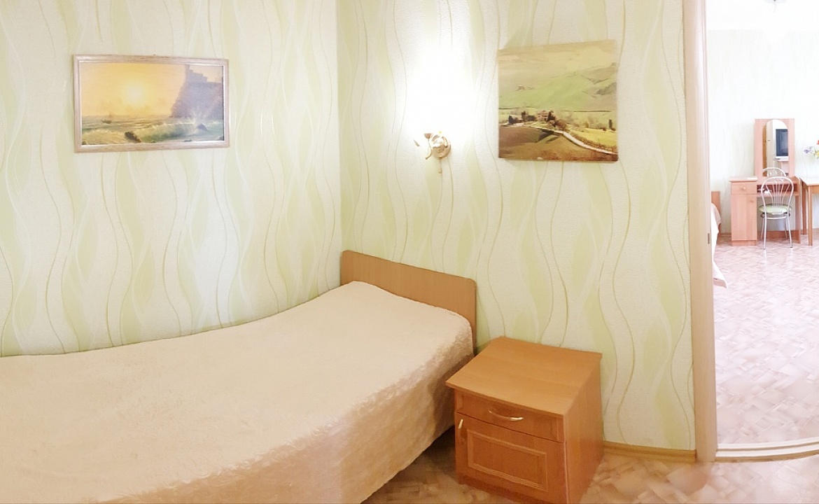 4-МЕСТНЫЙ КОМФОРТ. Гостевой дом "МоревдоМ". Коктебель