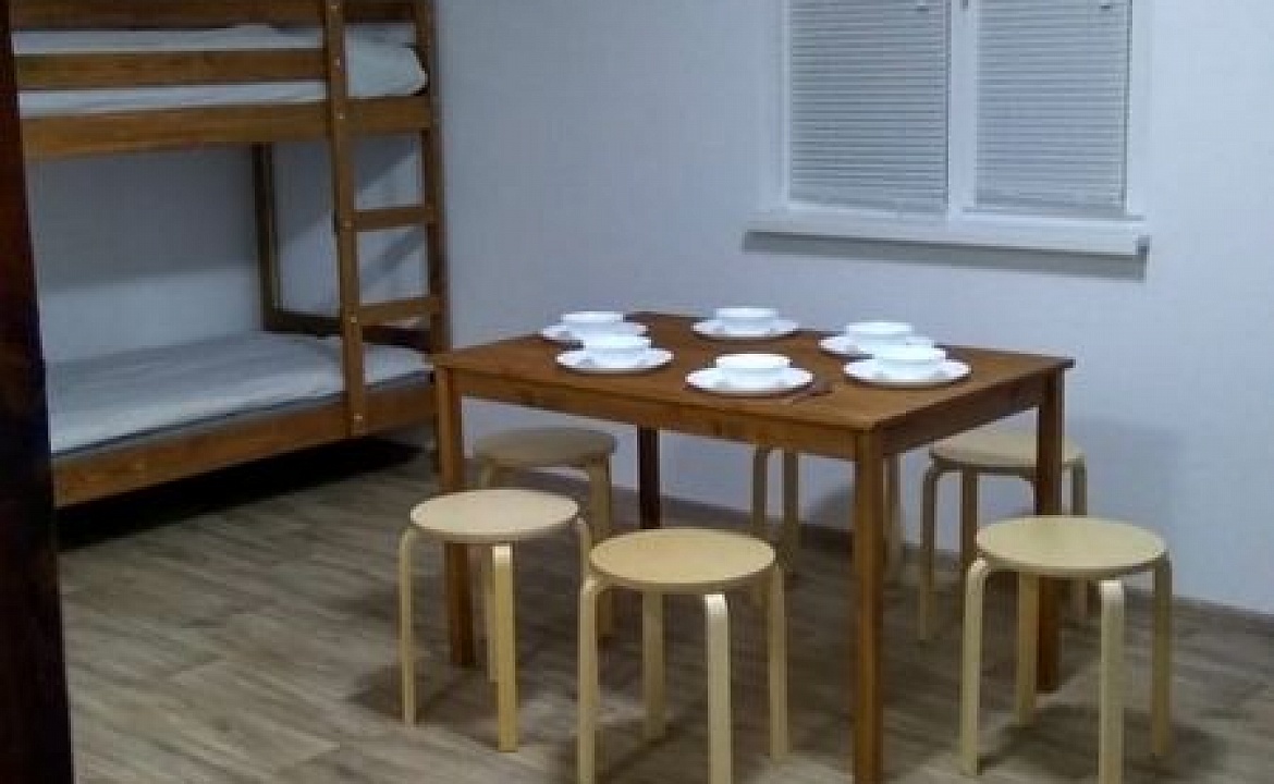 Домик. Частный сектор Азовские дачи Молодежная 9. За Родину