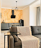 Квартира в многоквартирном доме Апартаменты на Просторной