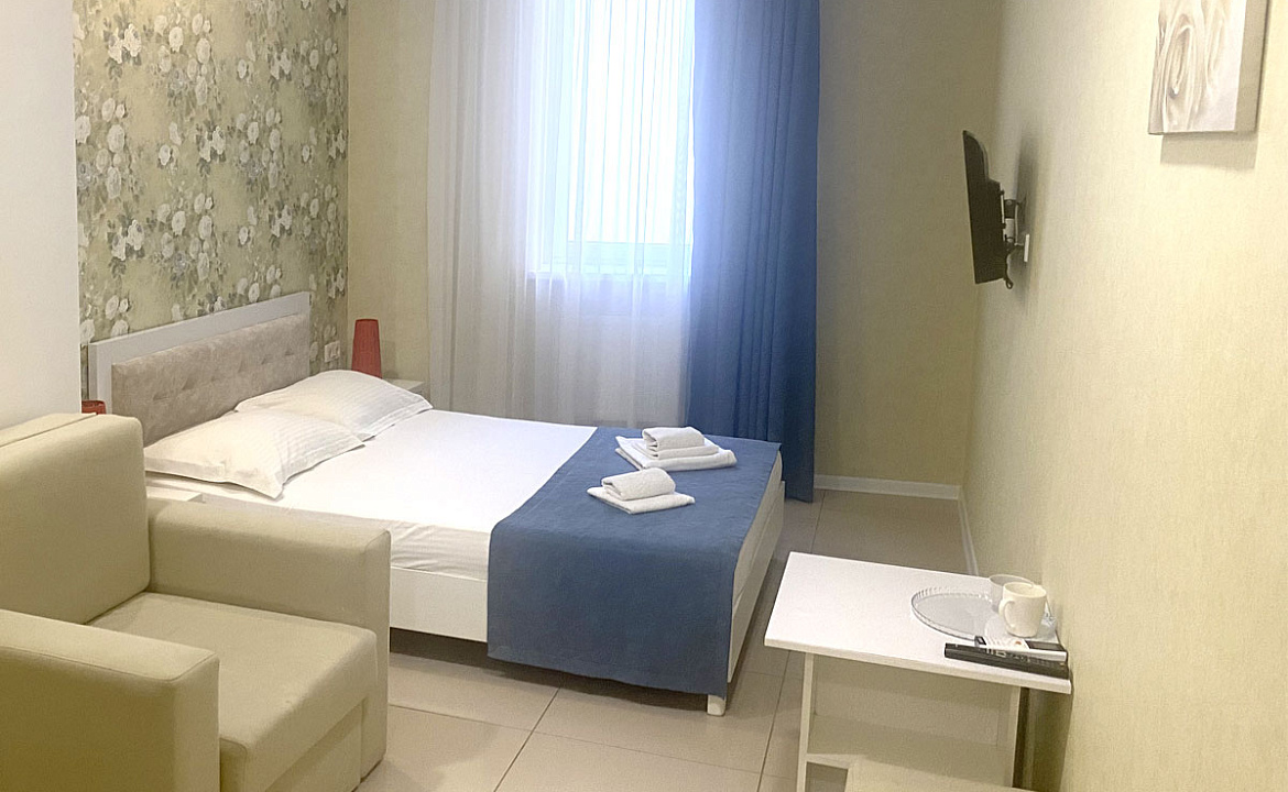 3-х местный номер «Улучшенный». Отель «Эра». Анапа