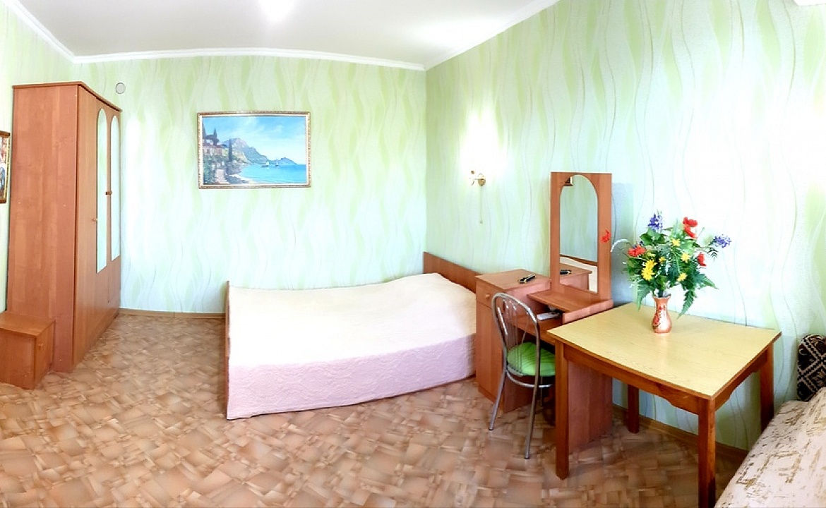 4-МЕСТНЫЙ КОМФОРТ. Гостевой дом "МоревдоМ". Коктебель