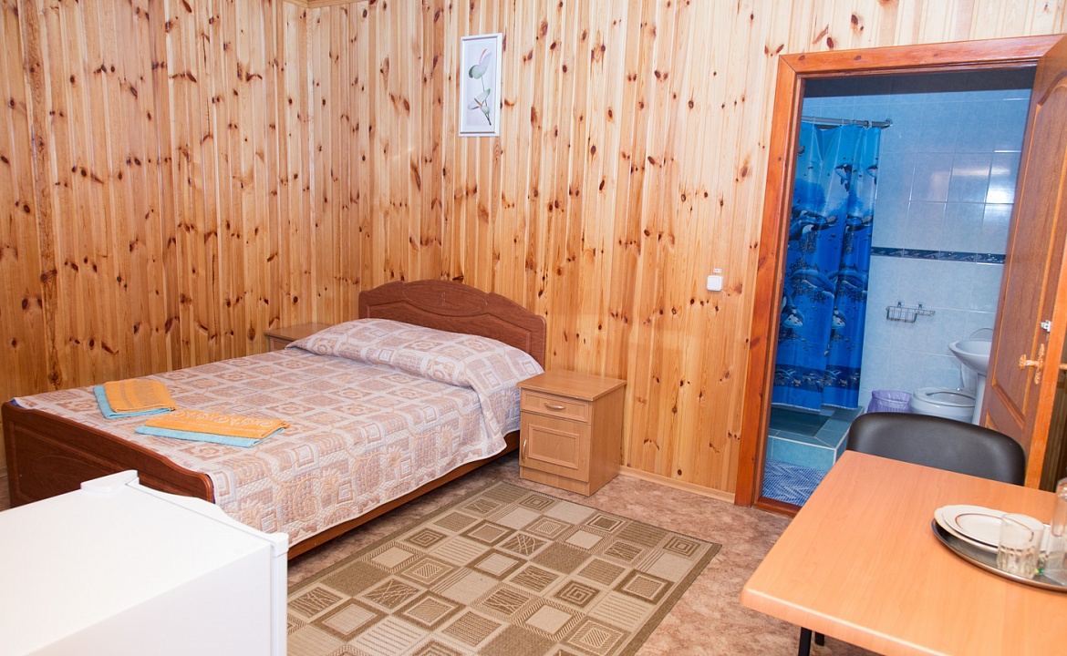 Номера Люкс. База отдыха "Альтернатива". Береговое