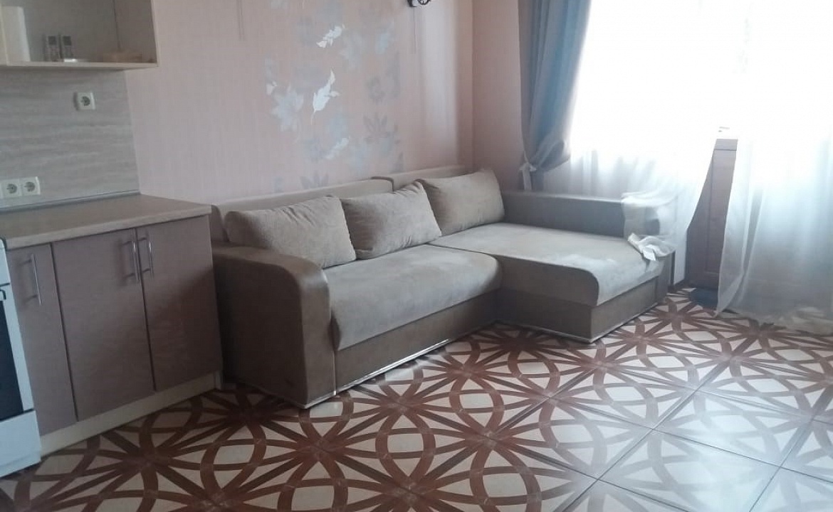 Апартаменты трехкомнатные с отдельным входом на 1 этаже 9. Гостевой дом Лиана. Ливадия