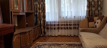 Квартира в многоквартирном доме Посуточно 3-комн квартира в Крыму г. Алуште