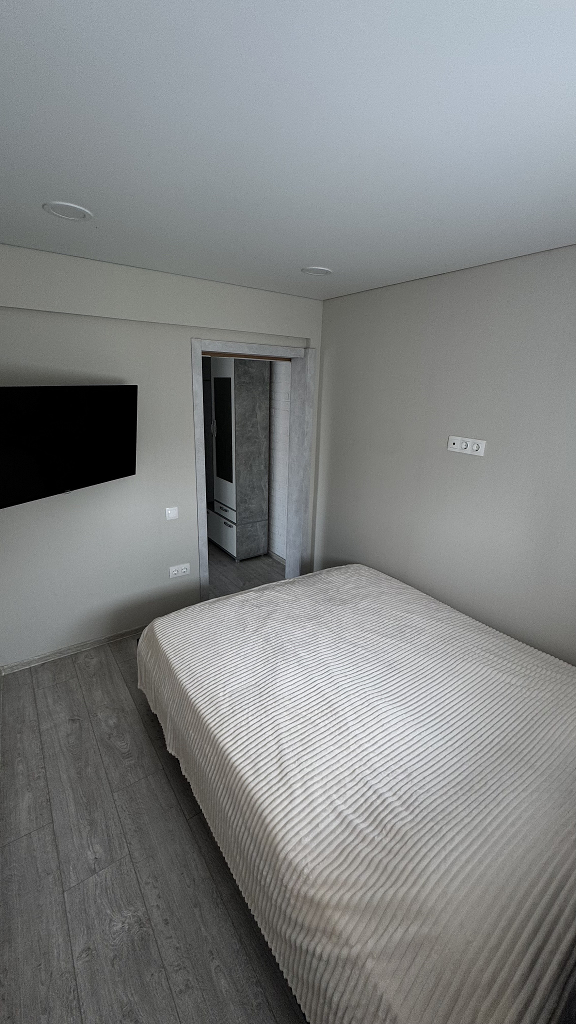 . Квартира в многоквартирном доме 1-комнатная квартира на Ул. Голубые Дали дом 6. Адлер