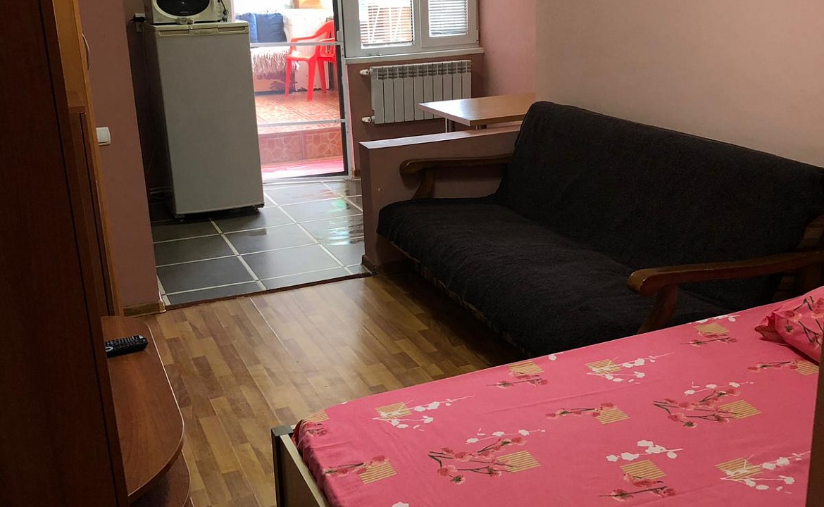 Студия с террасой. Студия с террасой на Нагорной. Сочи
