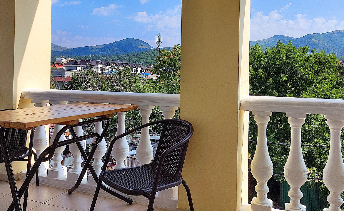 Трехместный с удобствами и балконом. Гостевой дом "Одиссей" - Кабардинка. Кабардинка