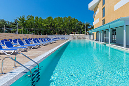 Отель Majestic by Alean