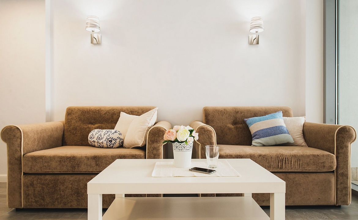 Luxe Dolphin. Отель Villa Capri. Щелкино