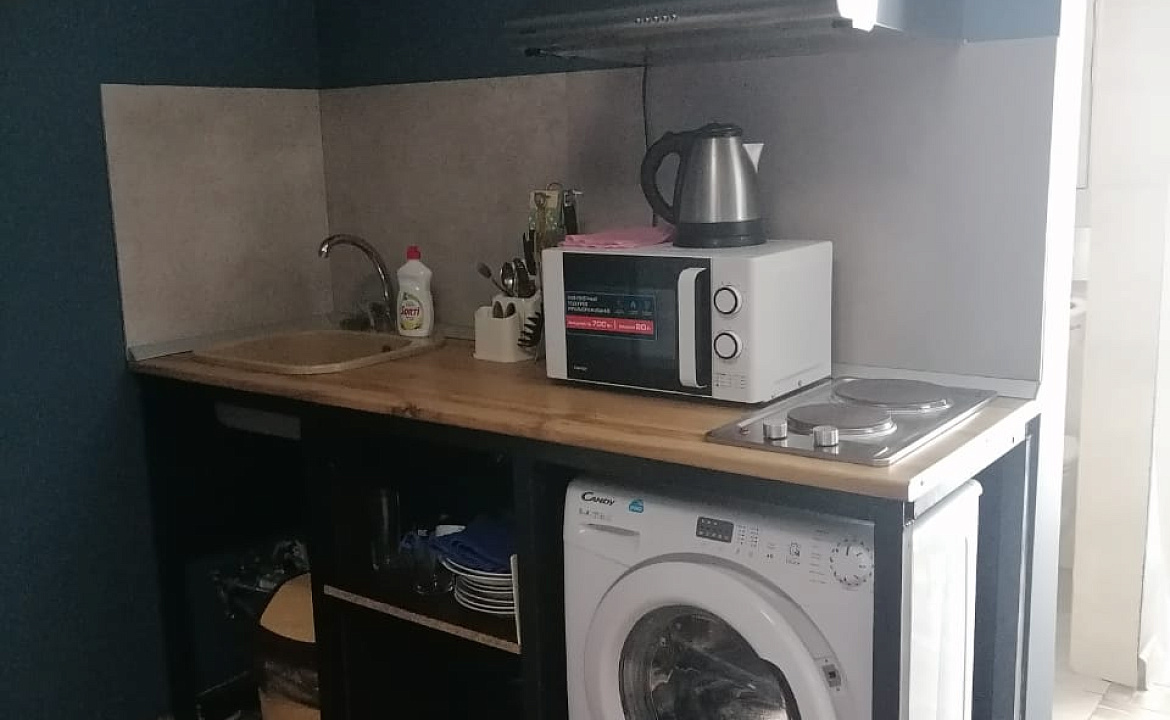 Трехместные апартаменты. Гостевой дом Четыре сезона. Лоо