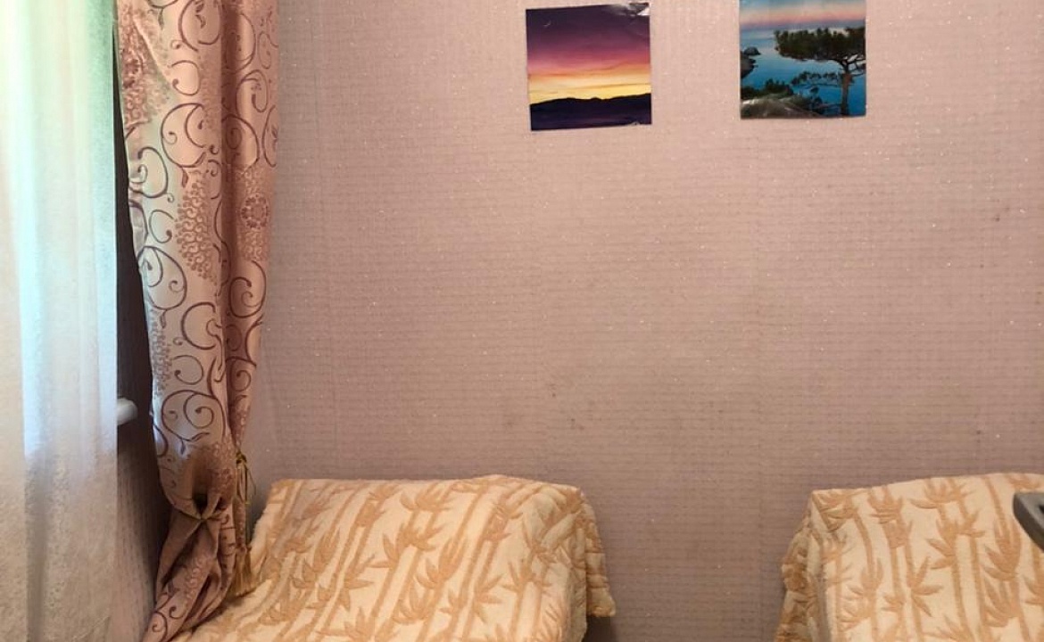 2х местный . Частный сектор Строителей 6/2 в п. Пионерный. Сукко