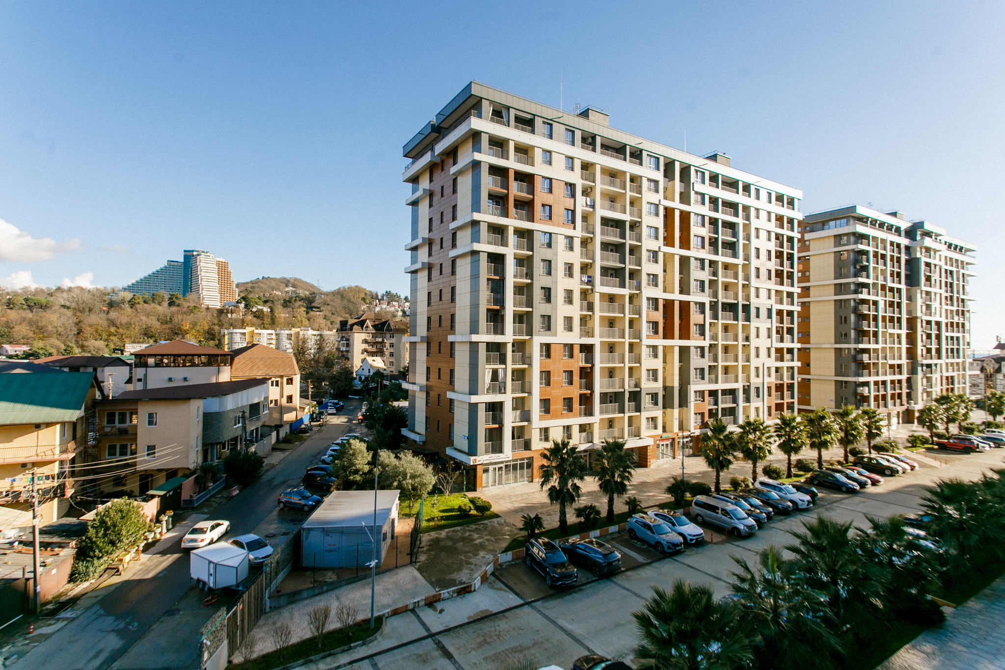 . Квартира в многоквартирном доме Квартира на первой линии с отдельной спальней. Дагомыс