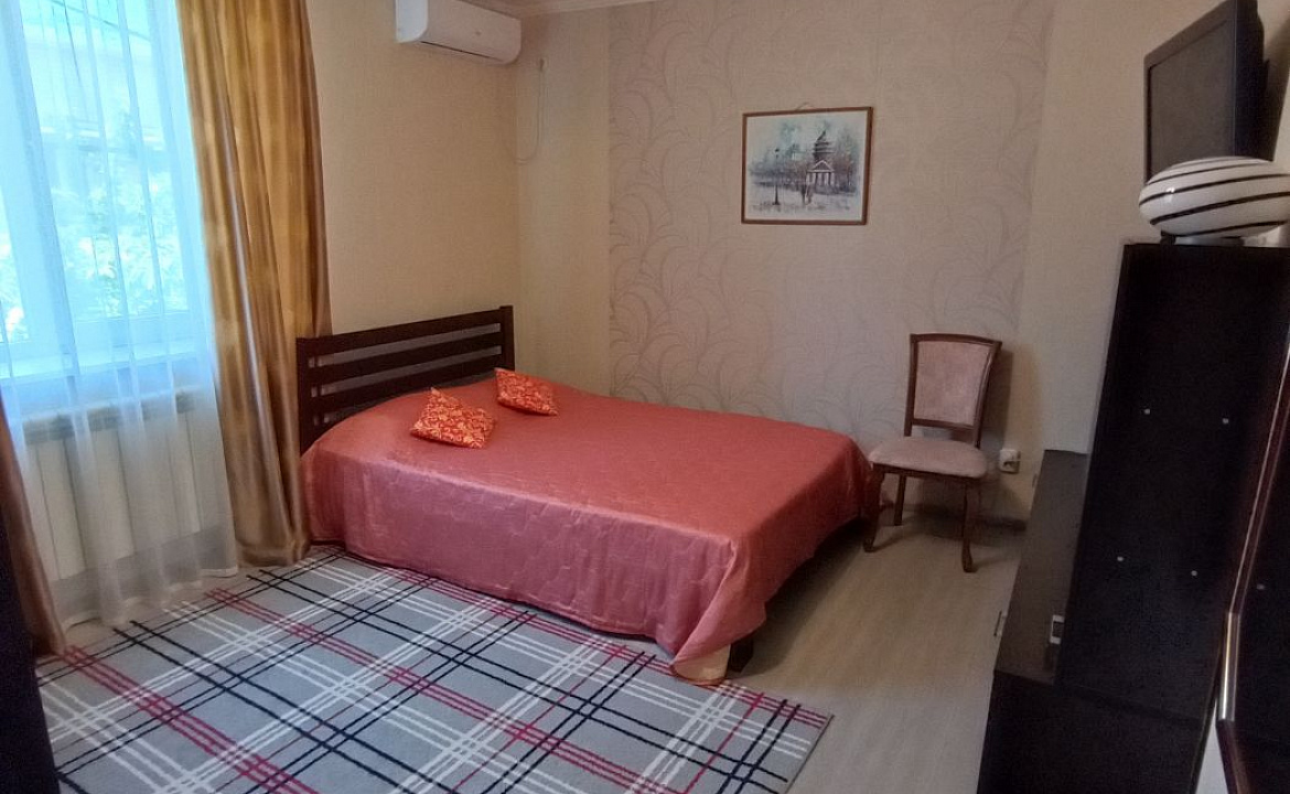 Двухкомнатный номер. Гостевой дом "Уютный дворик" на Толстого 42А. Геленджик