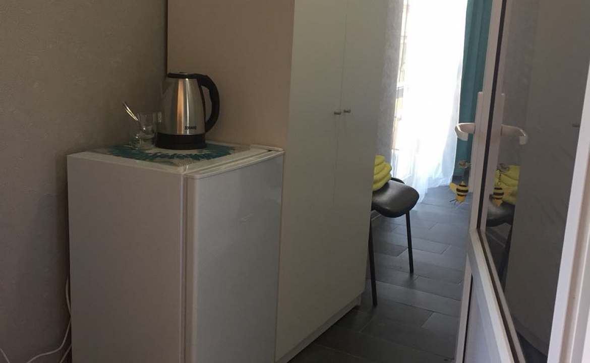 Двухместный номер . Гостевой дом «Пчела». Ейск