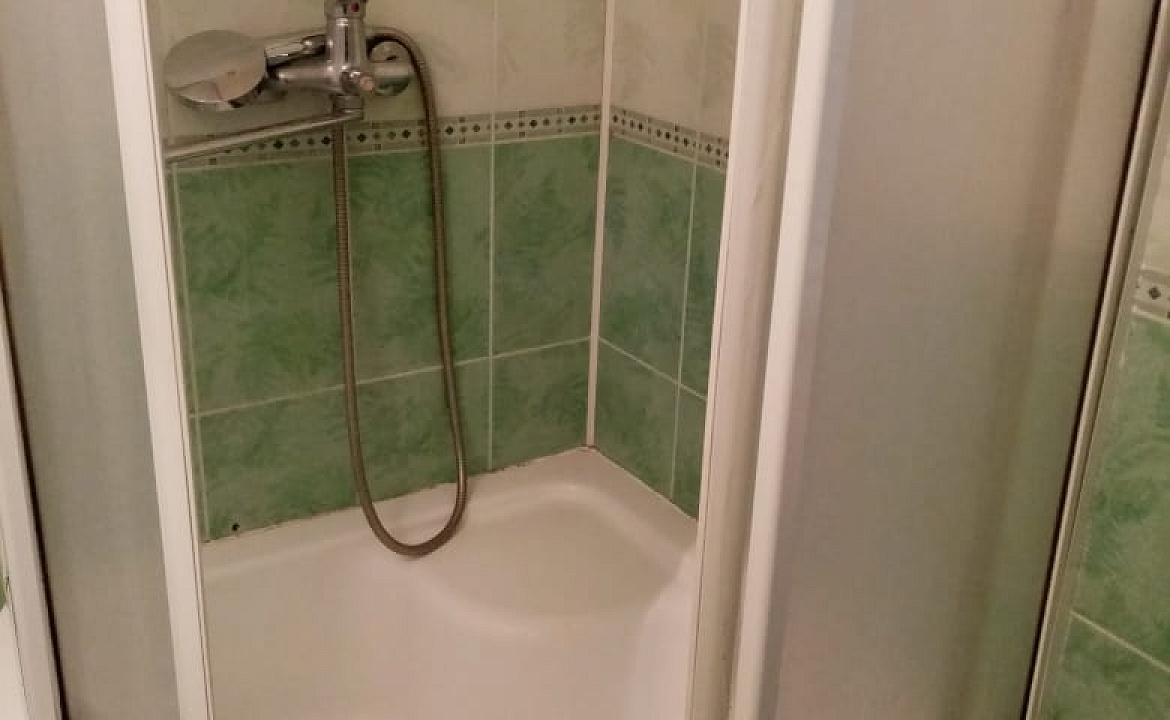 1-комнатная квартира. Квартира в многоквартирном доме Агрба 2 кв 67. Пицунда