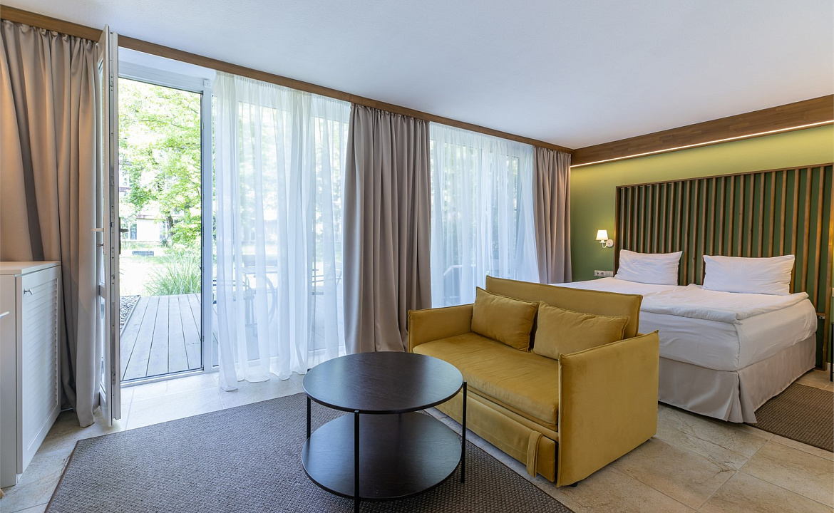 Комфорт с собственной террасой. Отель Портобелло Сочи. Адлер